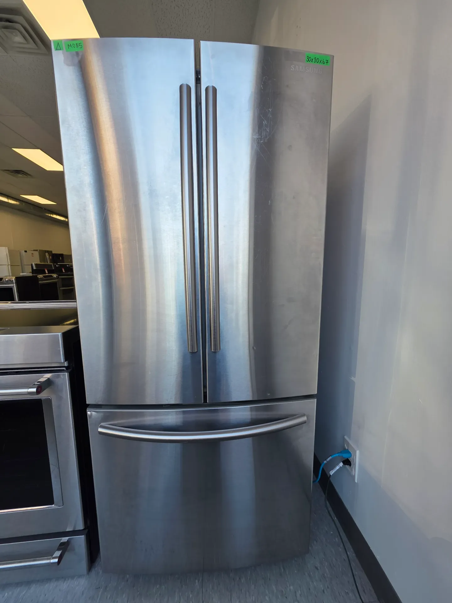 Samsung 30" French Door Fridge-RF220NCTASR