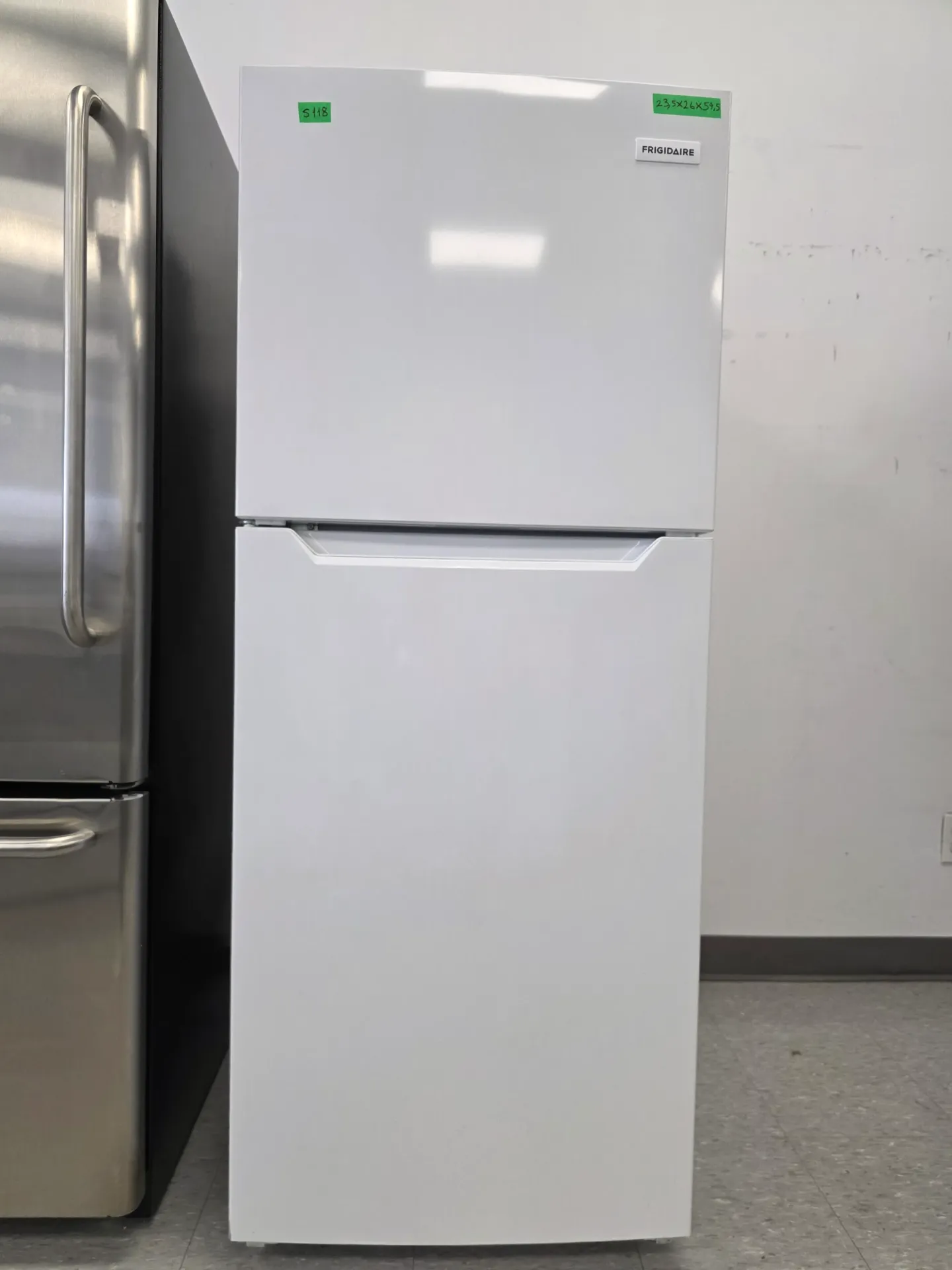 Frigidaire 24" Top Freezer Refrigerator-FFET1222UW