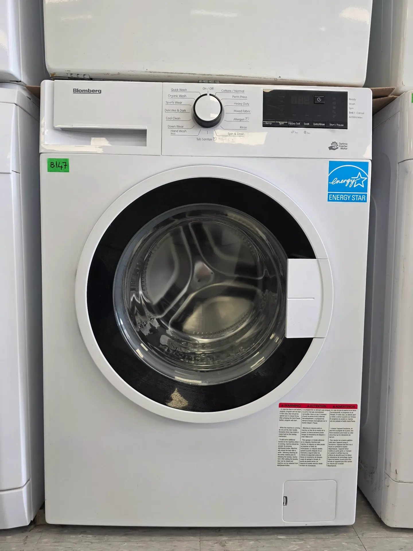 Blomberg 24" Front Load Washer-WM72200W