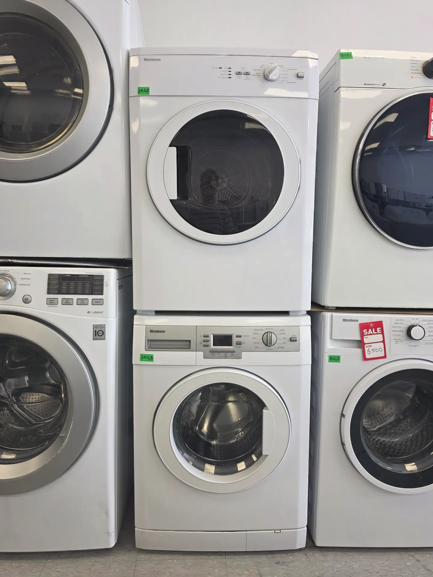 Blomberg 24" Front Load Washer and Dryer Set