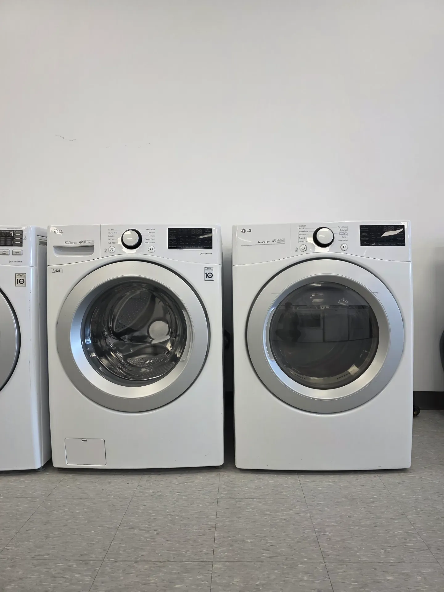 LG 27" Front Load Washer and Dryer Set