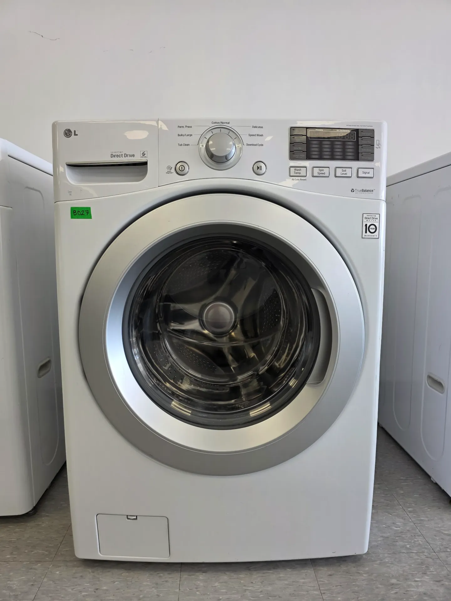 LG 27" Front Load Washer-WM3170CW