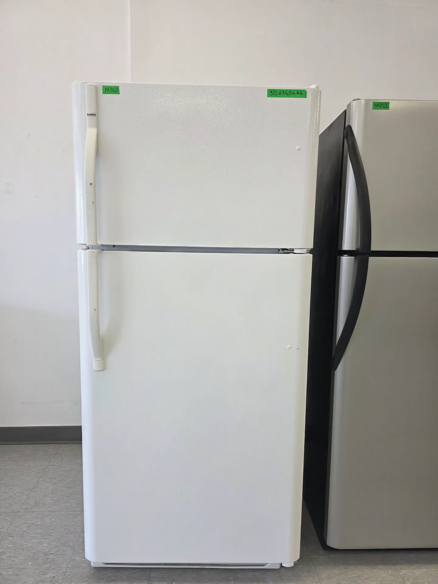 [M043] Kenmore 30" Top Freezer Refrigerator-970-65842T