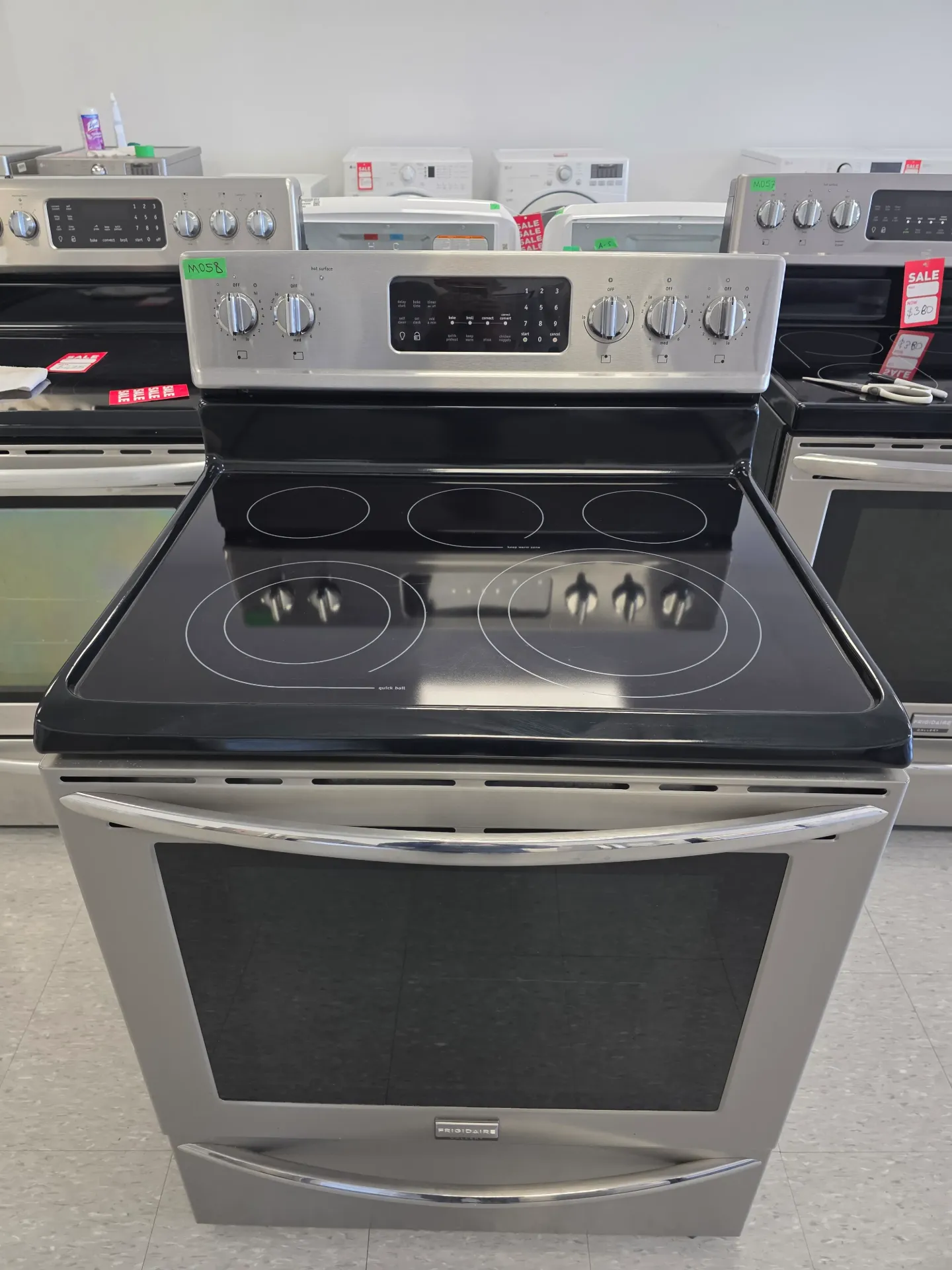 [M058] Frigidaire 30" Glass Top Range-CGEF3055KFA