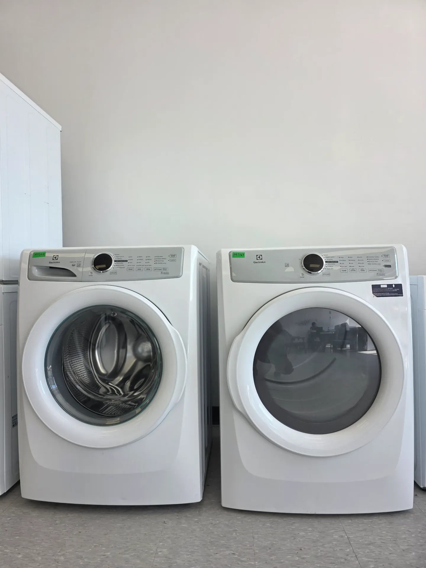 Electrolux 27" Front Load Washer and Dryer Set