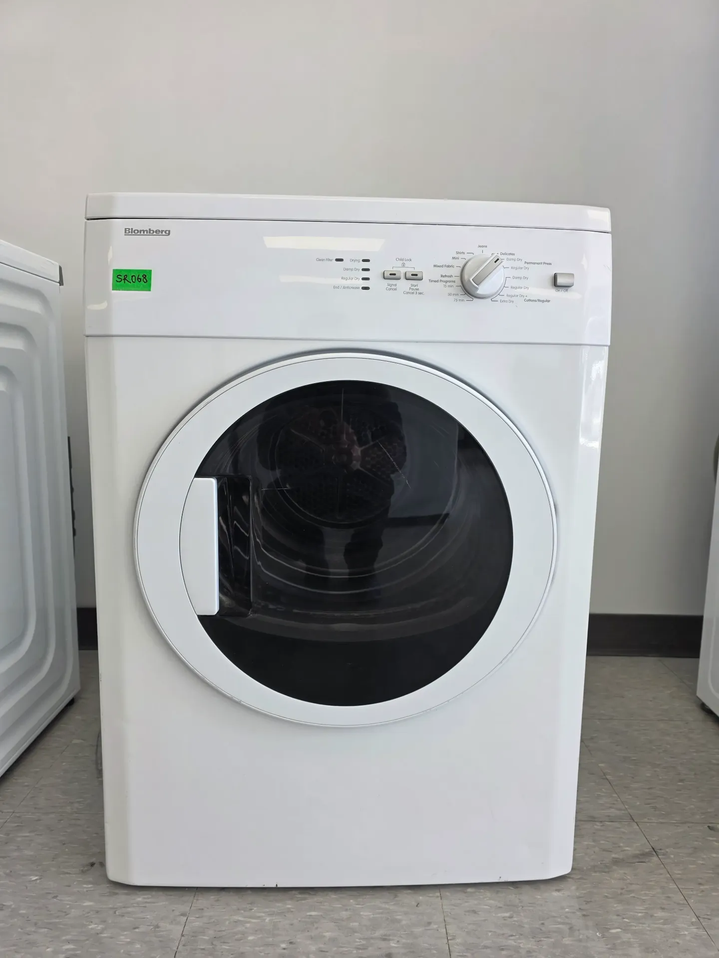 Blomberg 24" Front Load Dryer-DV17542